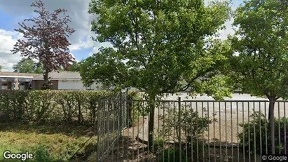 Bedrijfsruimtes te huur in Gemert-Bakel - Foto uit Google Street View