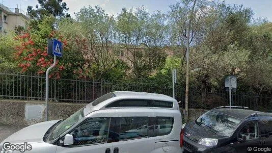 Företagslokaler till salu i Genova – Foto från Google Street View