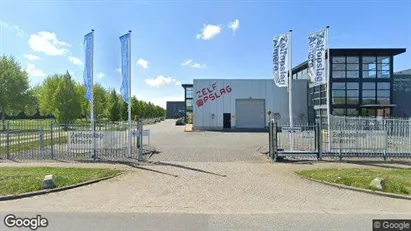 Bedrijfsruimtes te huur in Almere - Foto uit Google Street View