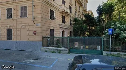 Bedrijfsruimtes te koop in Genova - Foto uit Google Street View