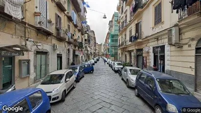 Bedrijfsruimtes te huur in Napels Municipalità 4 - Foto uit Google Street View