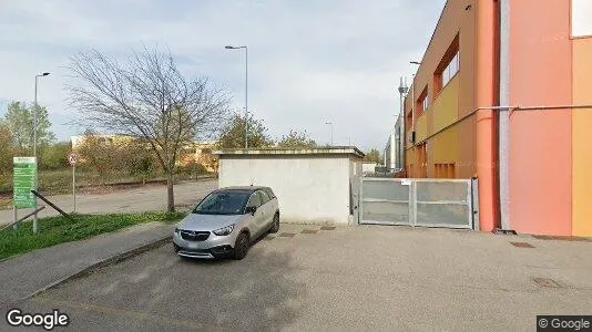 Lager zur Miete i Villasanta – Foto von Google Street View