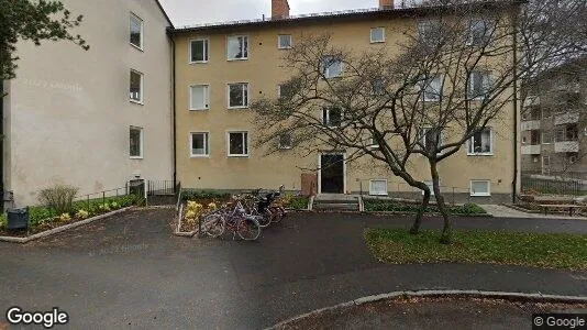 Kantorruimte te huur i Location is not specified - Foto uit Google Street View