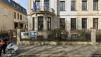 Commercial properties for rent in Frankfurt Innenstadt II - Photo from Google Street View