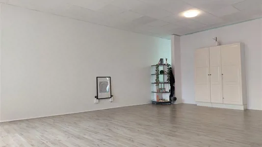 Commercial properties for rent in Leverkusen - photo 2